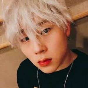 Meet your Posher, Joohoney